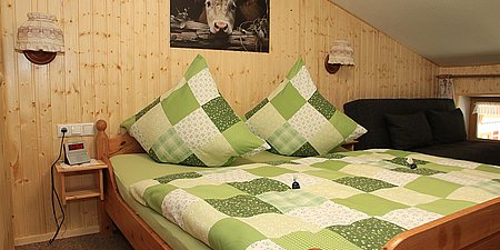 Haus-Urban-Ramsau-Zimmer-Kahlersberg-mansarde-0001.jpg