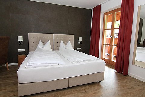 Alpinhotel-Berchtesgaden-Zimmer-klassik-008.jpg