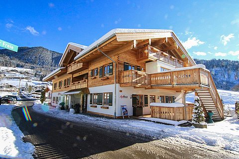 Alpinhotel-Winter-01.jpg