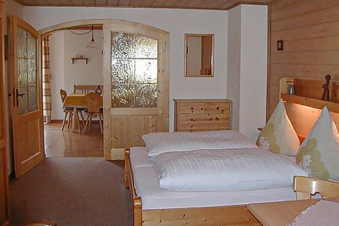 Ferienwohnung-auf-dem-Bauernhof-Koenigsleiten-Berchtesgaden-001.jpg
