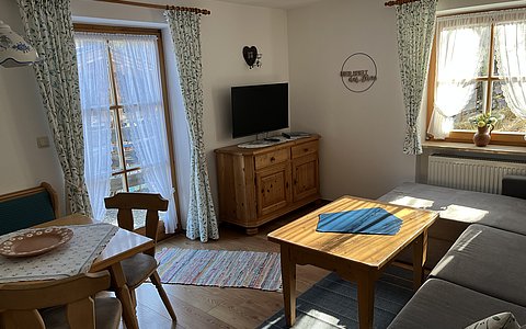 FeWo Michael Hinterbrandner jun. Ferienwohnung "Jenner"