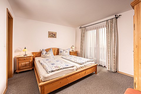 Schlafzimmer-Bodnerlehen3.jpg