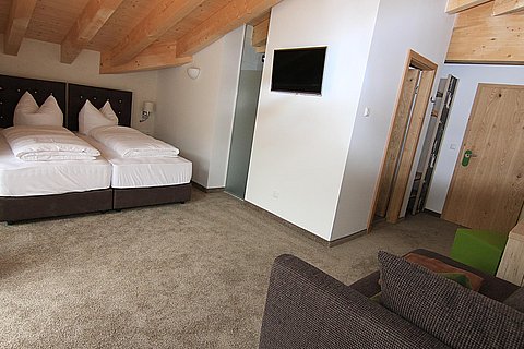 Alpinhotel-Berchtesgaden-Zimmer-Superior-004.jpg