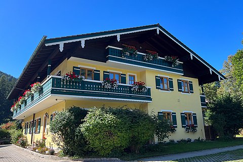 Ferienwohnung 3 - große 3,5-Zimmerwohnung im Erdgeschoß