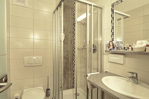 Neuhäusl_Einzelzimmer2