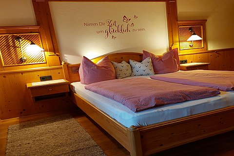 Ferienwohnung-Schlafzimmer-Götschen