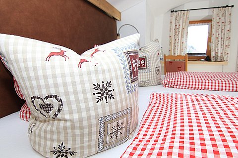 22-Alpenhotel-Bergzauber-Zimmer-Hochkalter-001.jpg