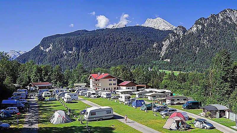 Campingplatz & Pension Mühlleiten. Direkt in Schönau am Königssee.