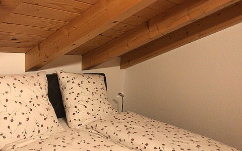 Ferienwohnung Untersbergblick.  Großzügige Ferienwohnung mit traumhaften Bergpanorama in ruhiger Lage